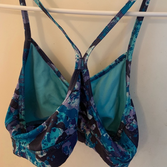 Sports bra - Picture 2 of 3